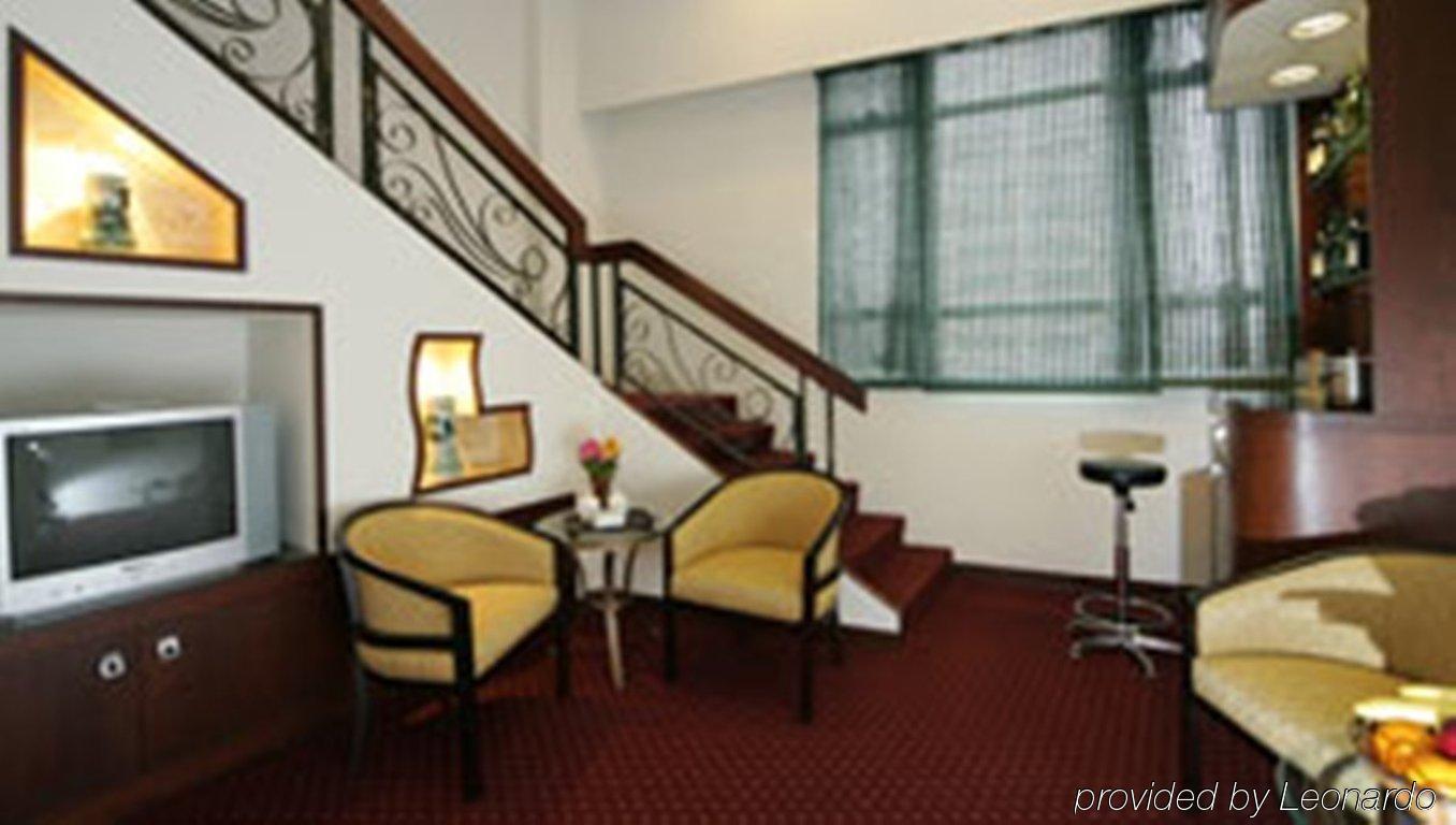 Hotel Metropole 3*
